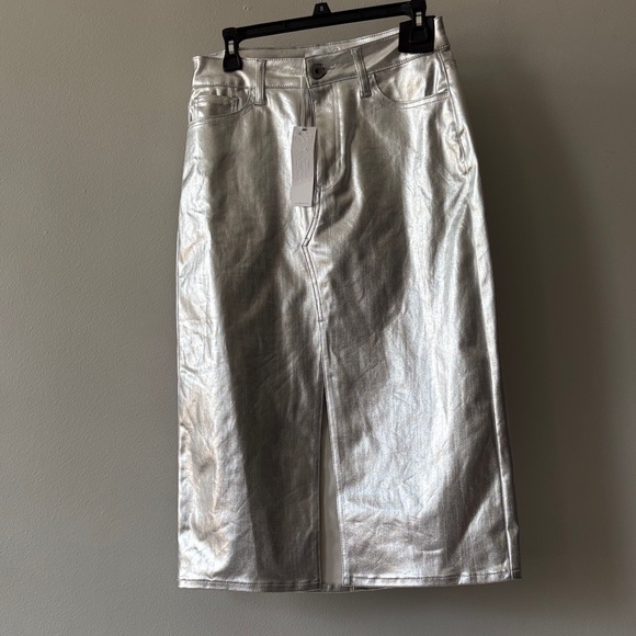 Everly Dresses & Skirts - Everly Silver Metallic Skirt